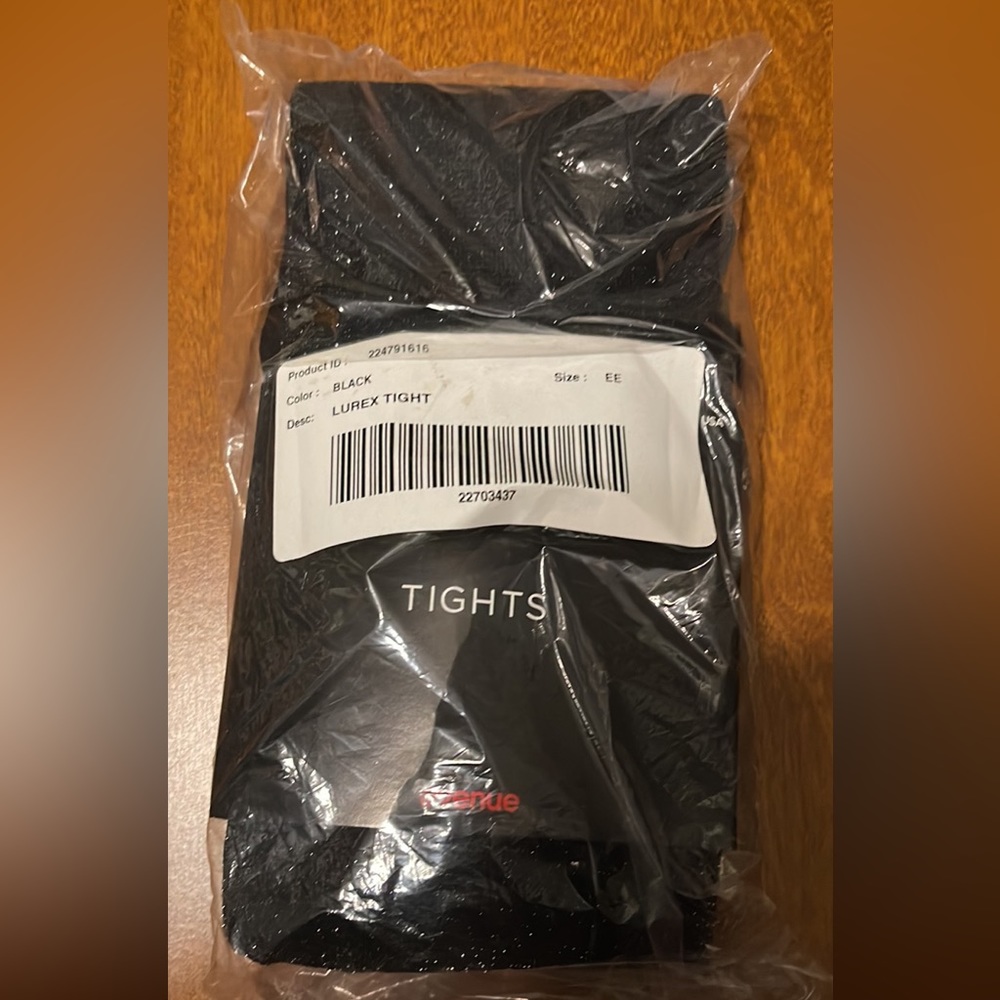 Avenue Plus tights size EE tags indicate height 5’6-6 foot. Weight range 280-335